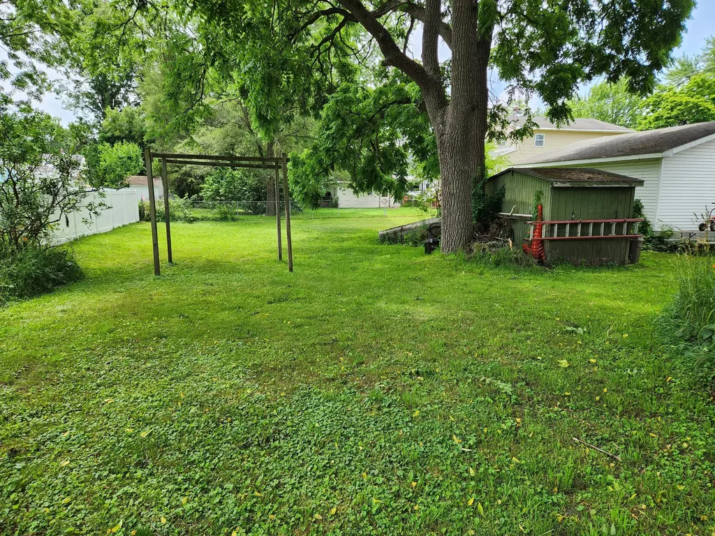 370 Sigsbee Street Rockford City MI 49341