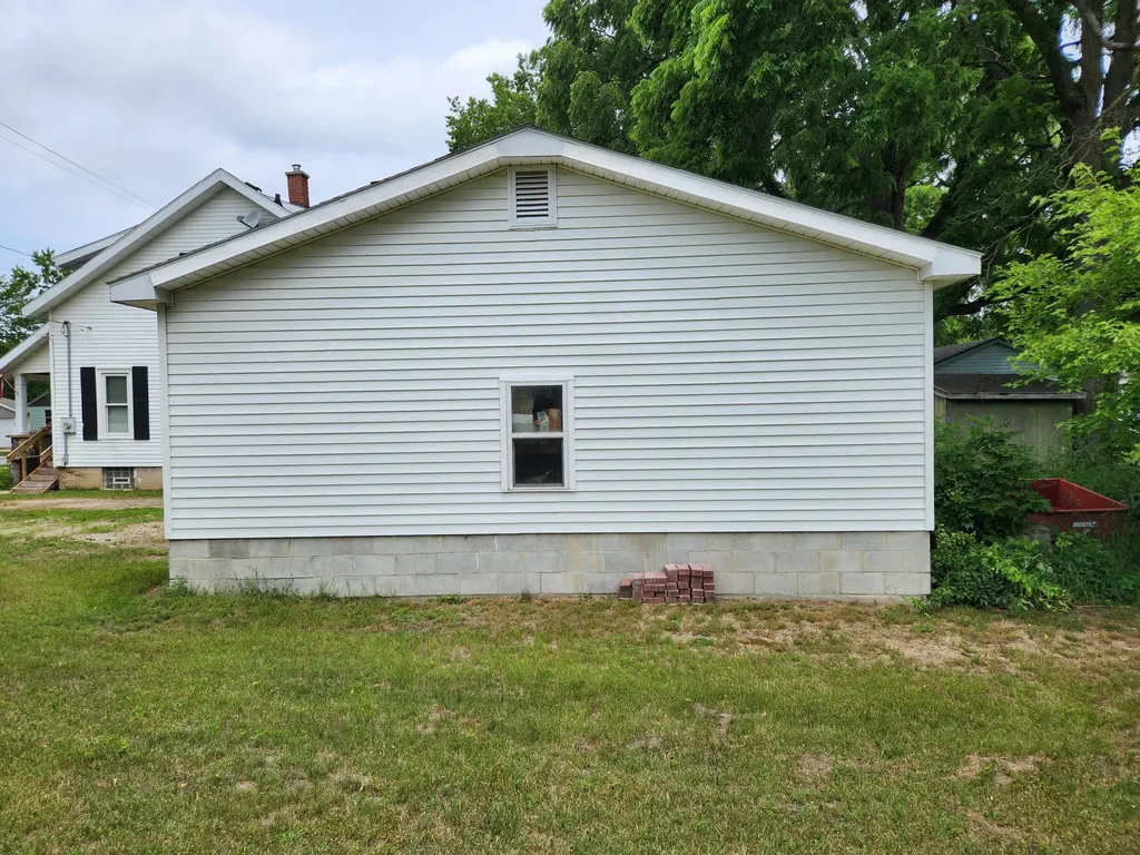 370 Sigsbee Street Rockford City MI 49341