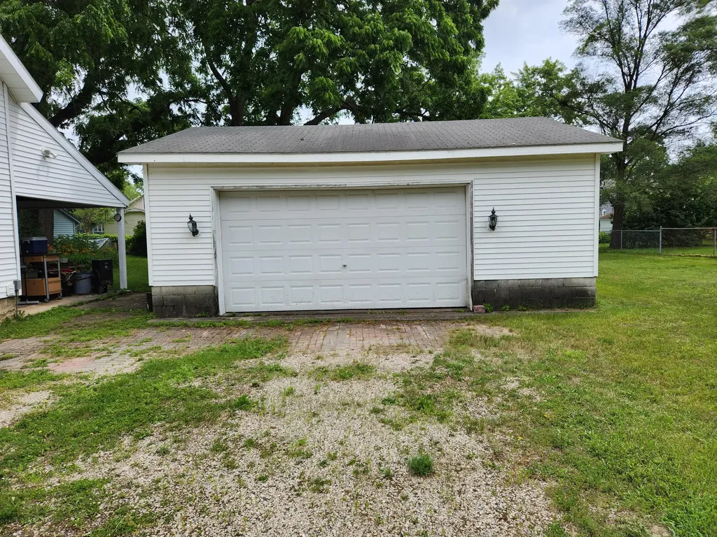 370 Sigsbee Street Rockford City MI 49341