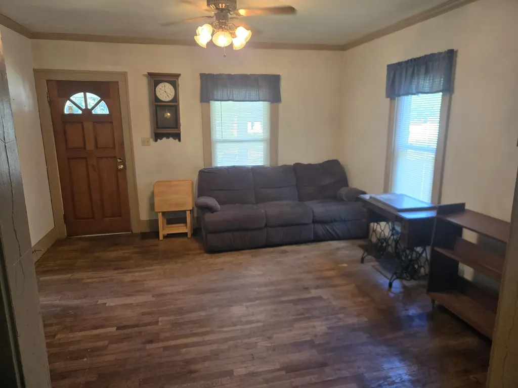370 Sigsbee Street Rockford City MI 49341