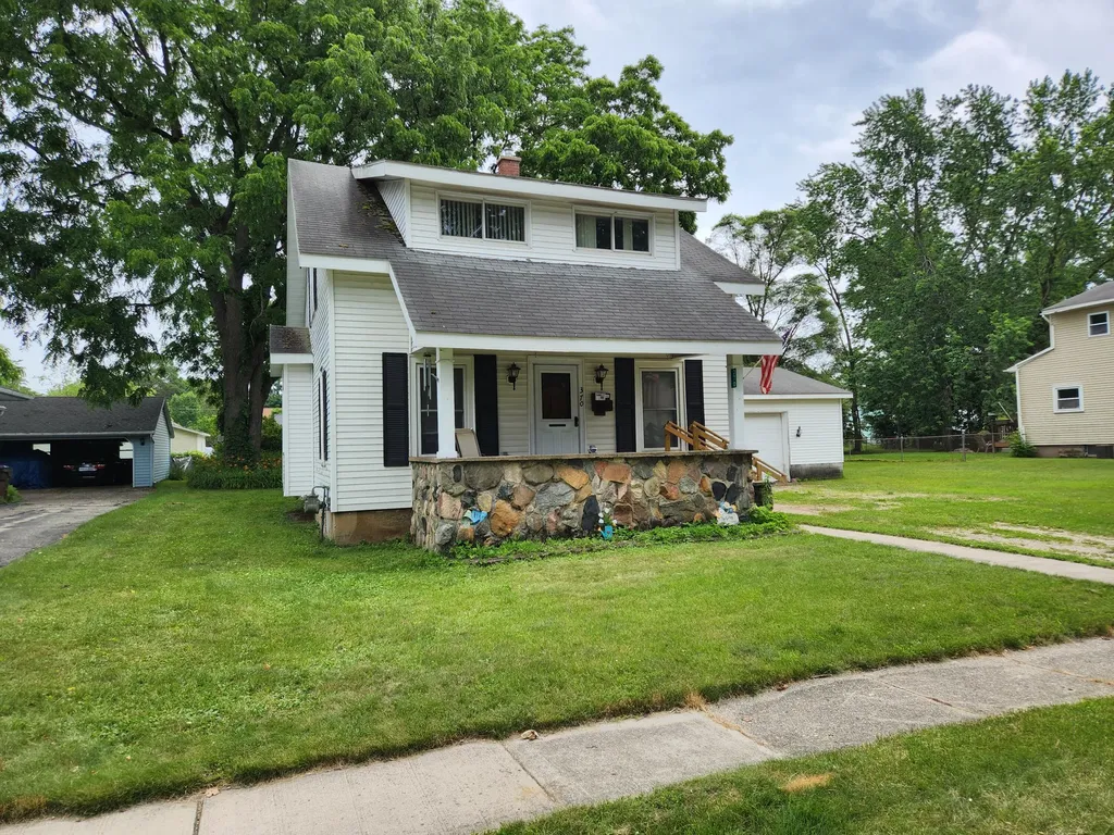 370 Sigsbee Street Rockford City MI 49341