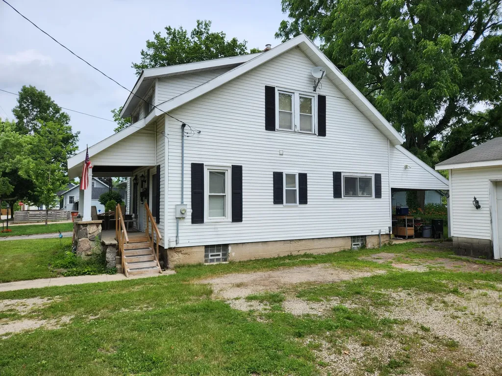 370 Sigsbee Street Rockford City MI 49341