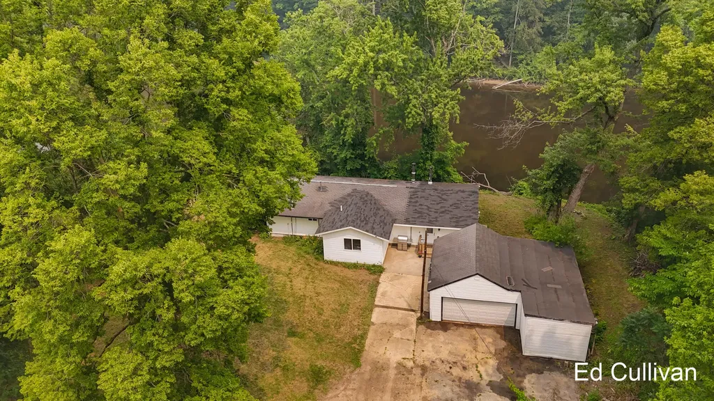 6415 W Bell Meadow Drive Bridgeton Township MI 49327