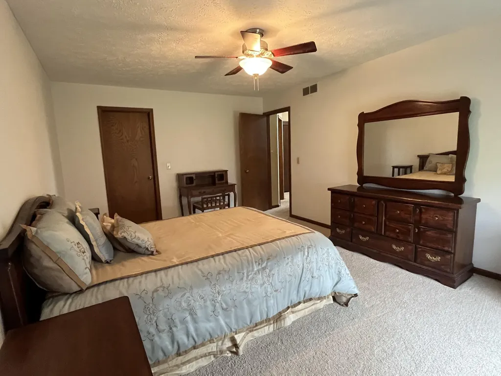6515 Brook Trail Delta Charter Township MI 48917