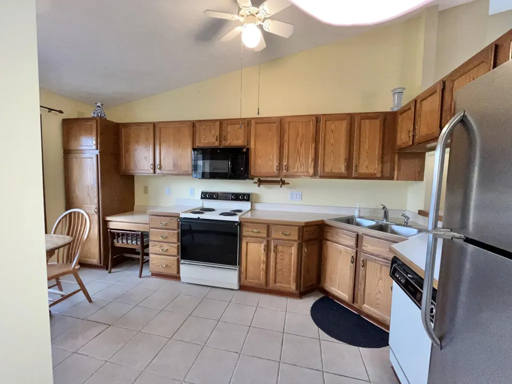 6515 Brook Trail Delta Charter Township MI 48917