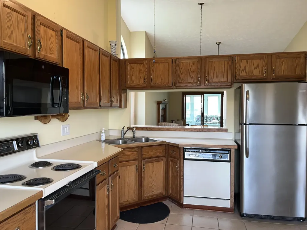 6515 Brook Trail Delta Charter Township MI 48917