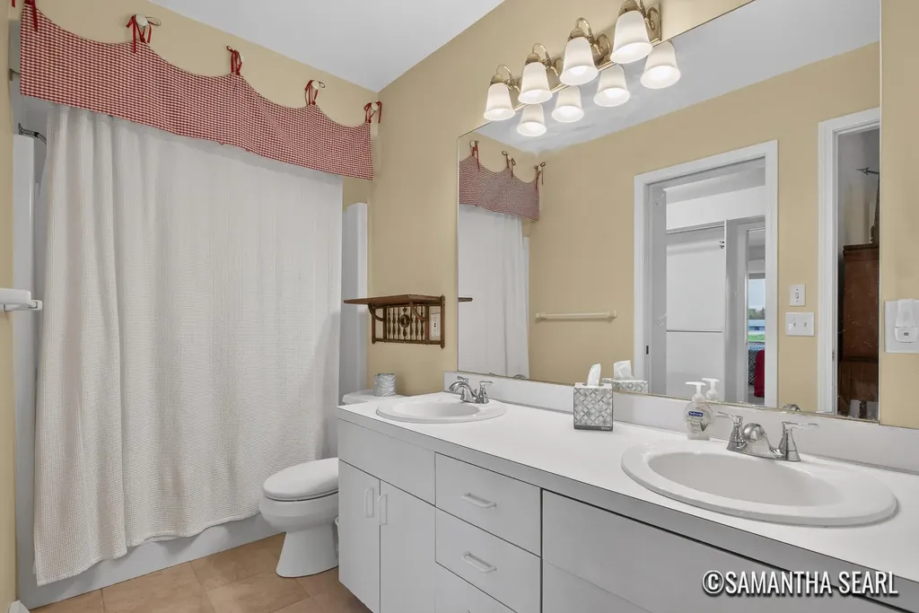 1154 Fairfield Drive Georgetown Charter Township MI 49426