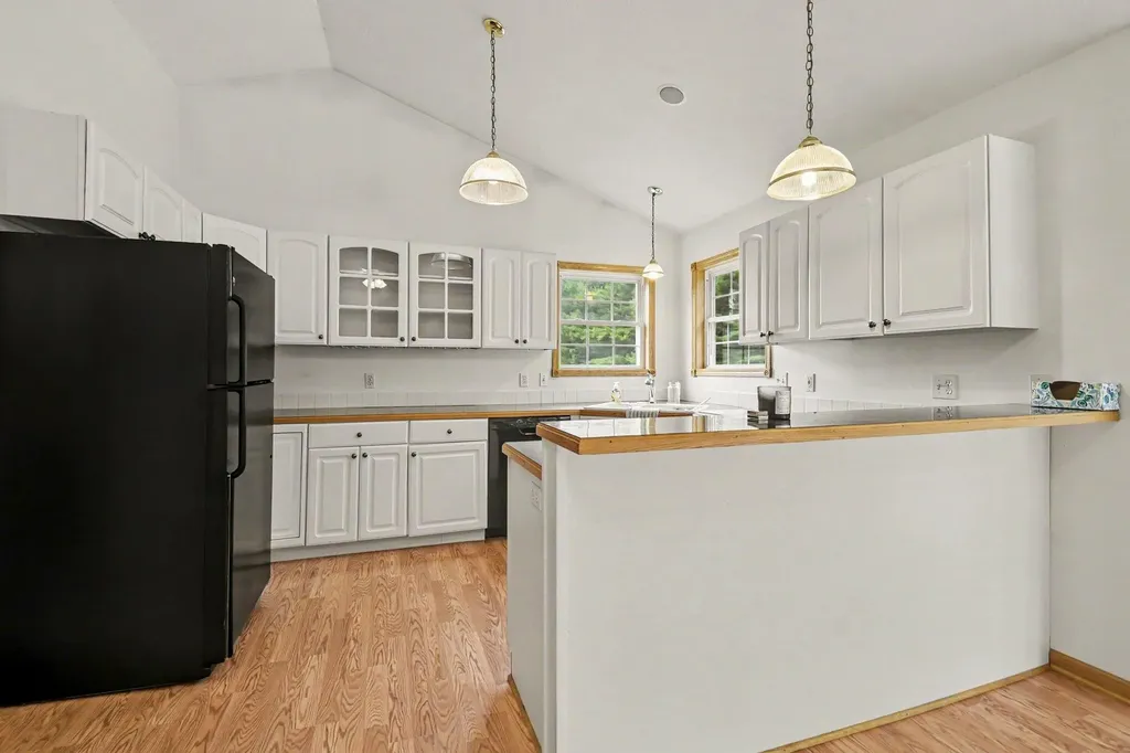 1931 Valley Pines Drive Rutland Charter Township MI 49058