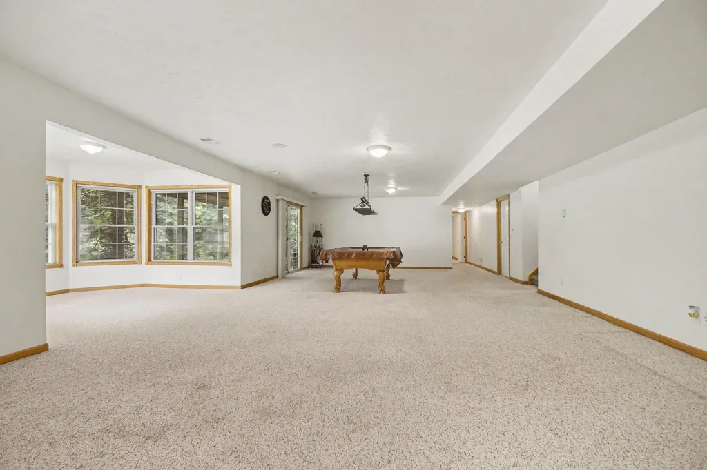 1931 Valley Pines Drive Rutland Charter Township MI 49058