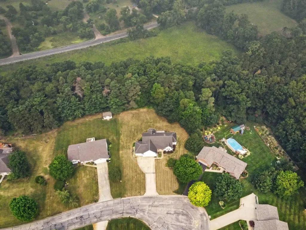 1931 Valley Pines Drive Rutland Charter Township MI 49058