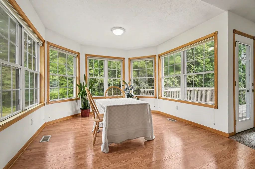1931 Valley Pines Drive Rutland Charter Township MI 49058