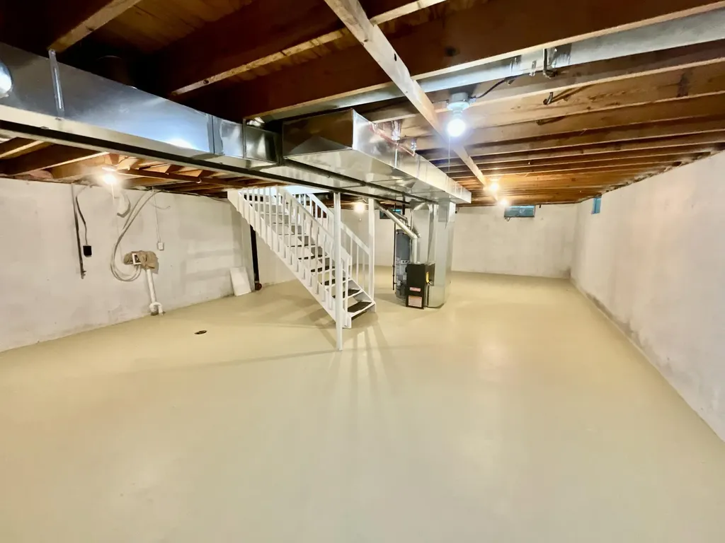 2245 8th Street Muskegon Heights City MI 49444