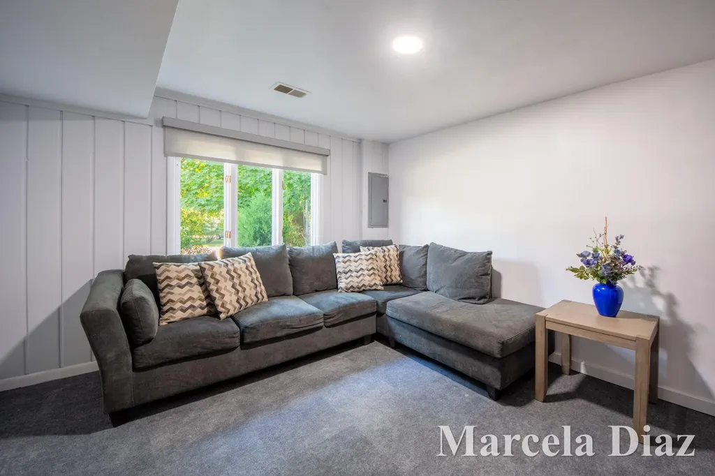 3431 Tricklewood Drive SE Cascade Charter Township MI 49546