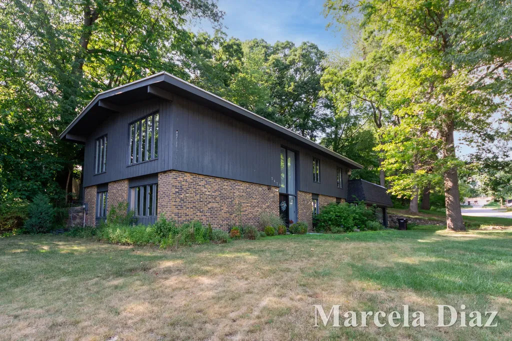 3431 Tricklewood Drive SE Cascade Charter Township MI 49546