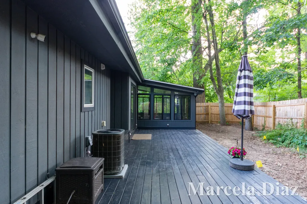 3431 Tricklewood Drive SE Cascade Charter Township MI 49546