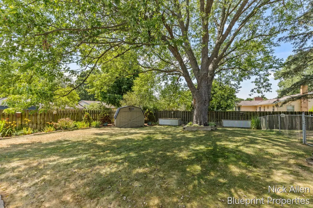 3526 Keswick Drive NE Plainfield Charter Township MI 49306