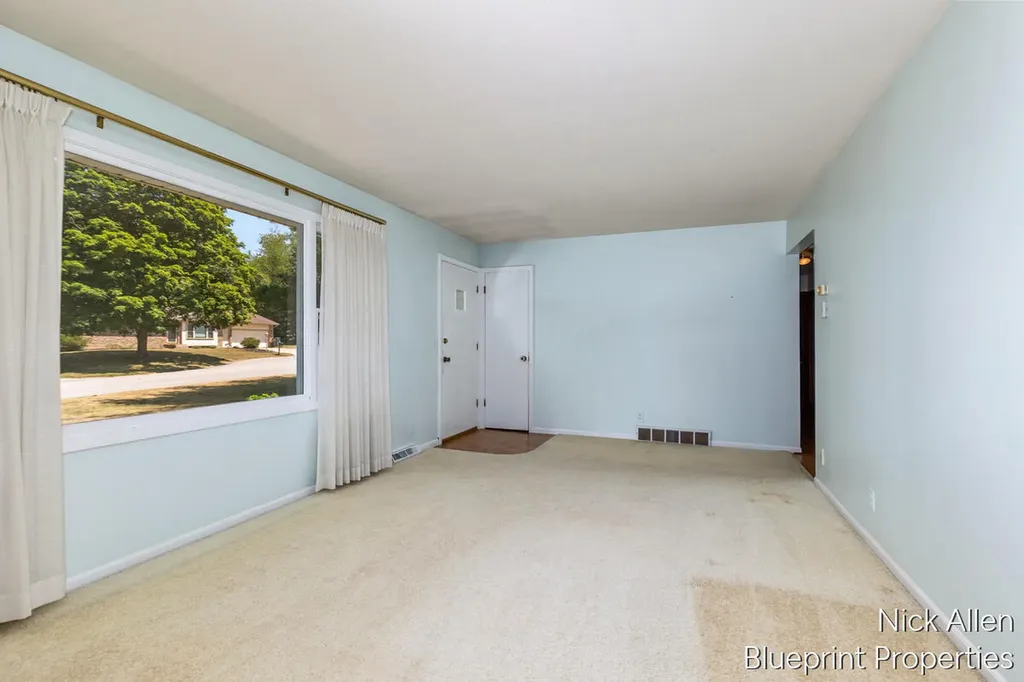 3526 Keswick Drive NE Plainfield Charter Township MI 49306