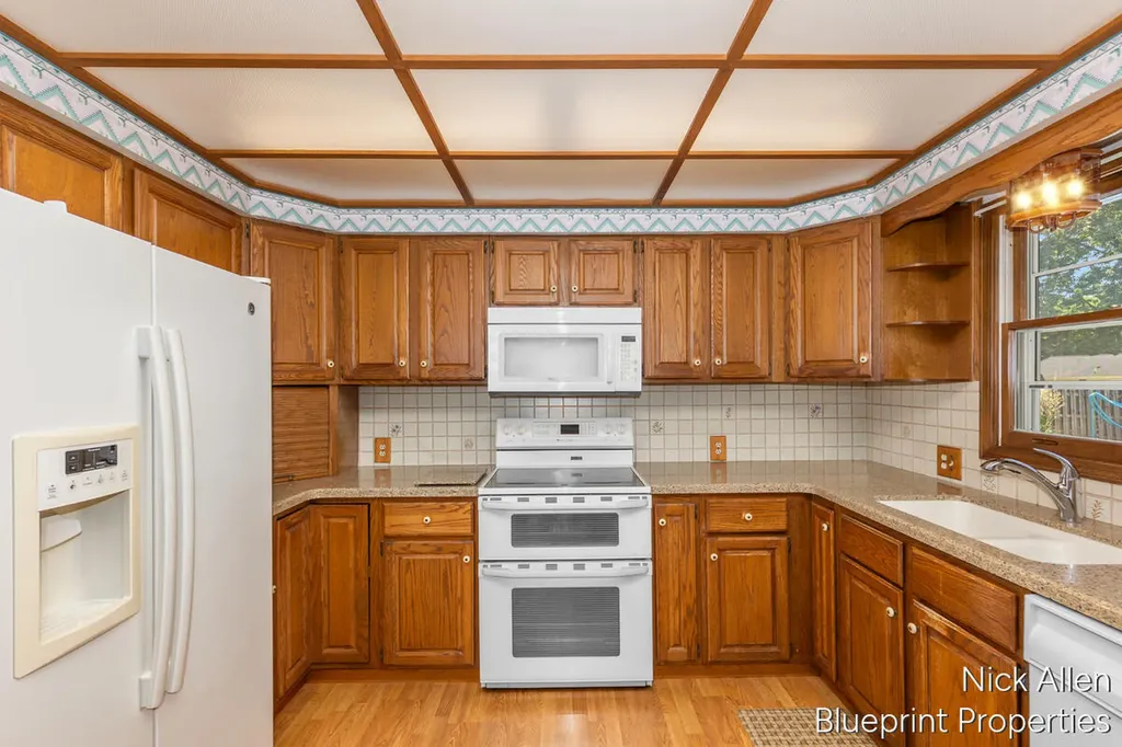 3526 Keswick Drive NE Plainfield Charter Township MI 49306