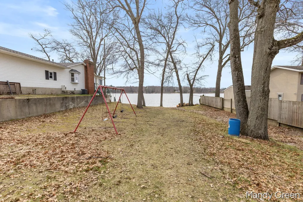 3612 Holiday Drive Montcalm Township MI 48838