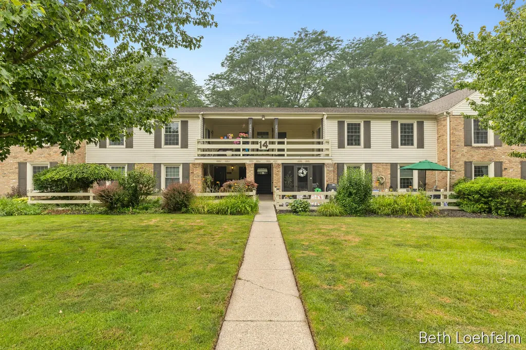 2551 Abbington Drive SE Grand Rapids City MI 49506