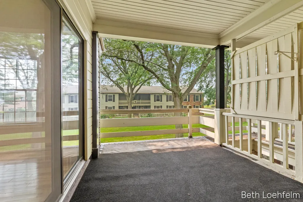 2551 Abbington Drive SE Grand Rapids City MI 49506