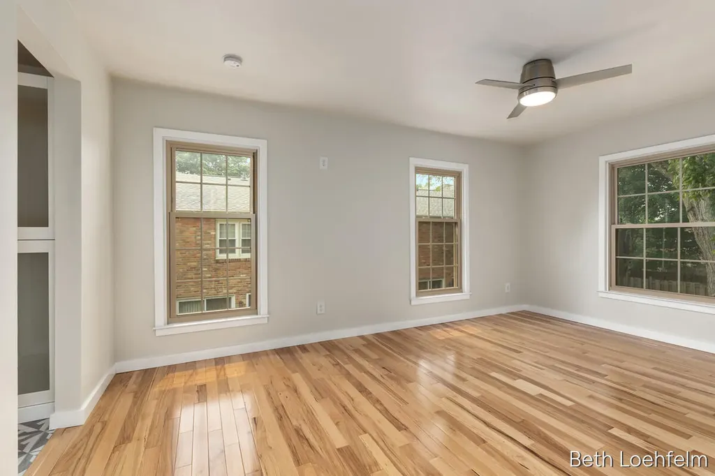 2551 Abbington Drive SE Grand Rapids City MI 49506