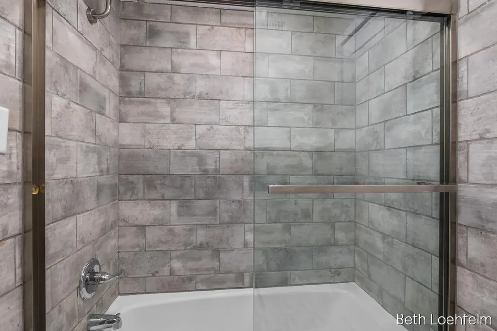 2551 Abbington Drive SE Grand Rapids City MI 49506
