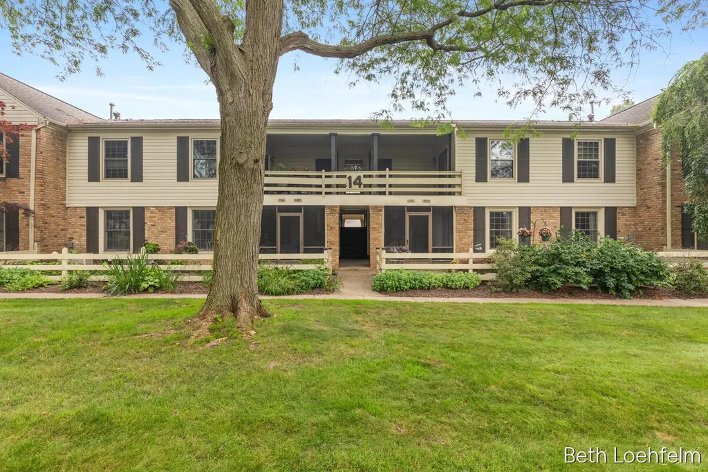 2551 Abbington Drive SE Grand Rapids City MI 49506