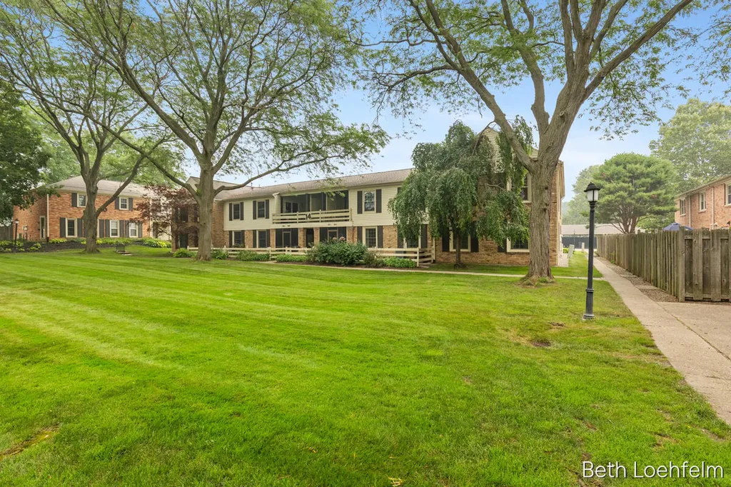2551 Abbington Drive SE Grand Rapids City MI 49506