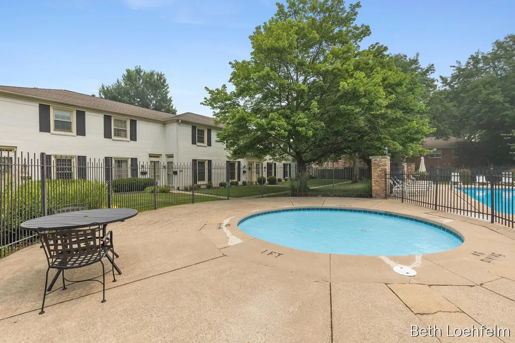 2551 Abbington Drive SE Grand Rapids City MI 49506