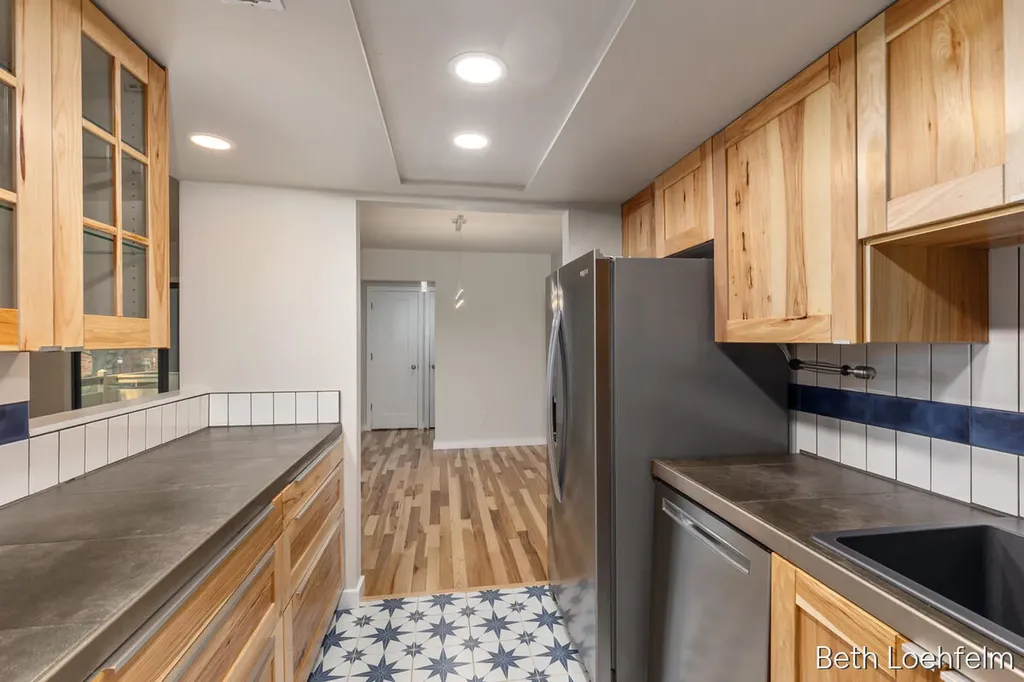 2551 Abbington Drive SE Grand Rapids City MI 49506