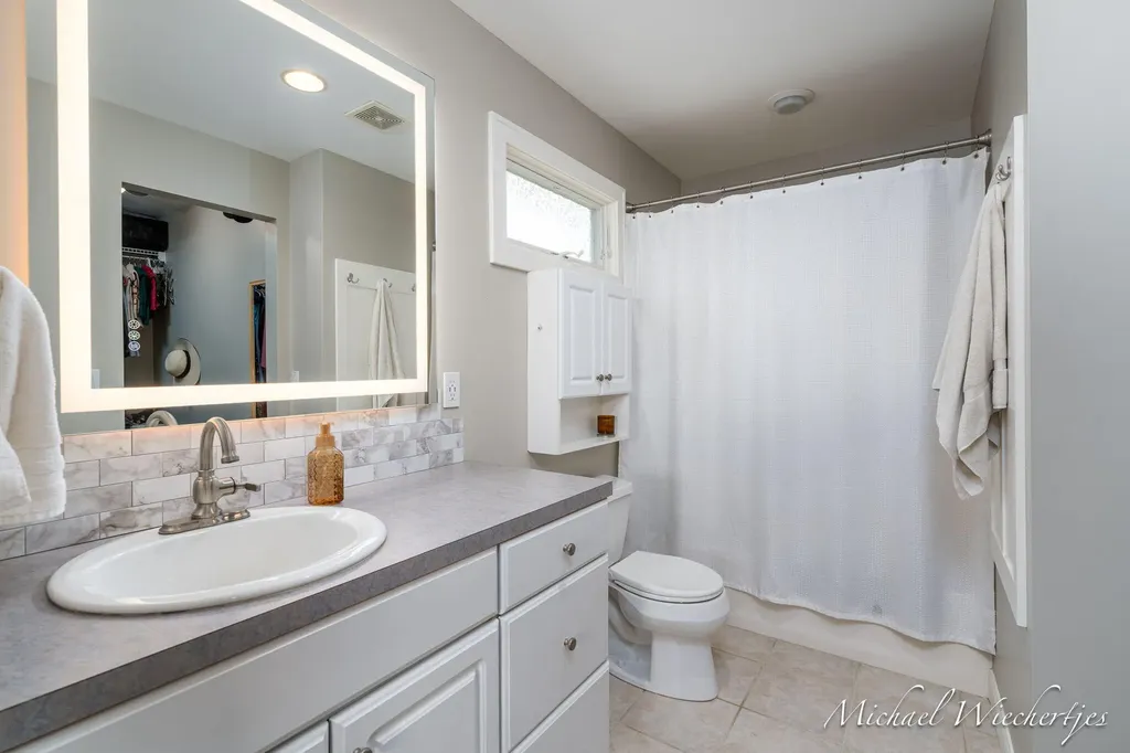 3101 Woodlily Street SW Wyoming City MI 49418