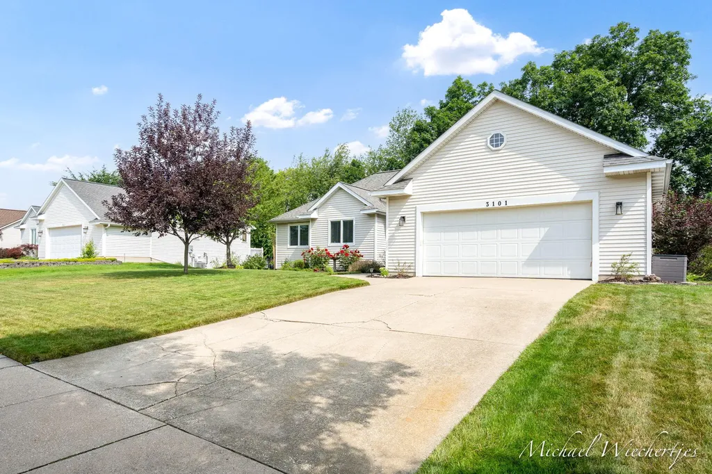 3101 Woodlily Street SW Wyoming City MI 49418