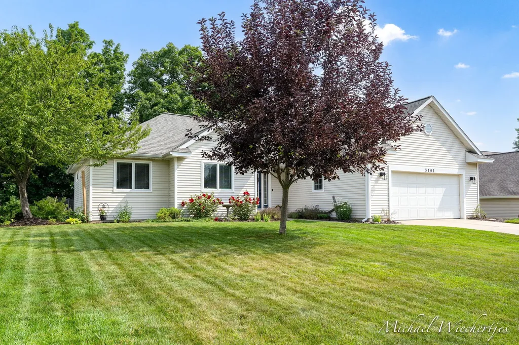 3101 Woodlily Street SW Wyoming City MI 49418