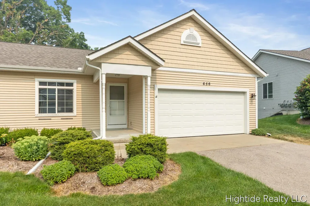 656 Wren Court Middleville Village MI 49333