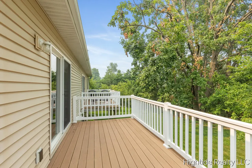 656 Wren Court Middleville Village MI 49333