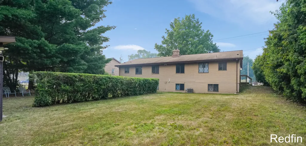 1305 52nd Street SE Kentwood City MI 49508