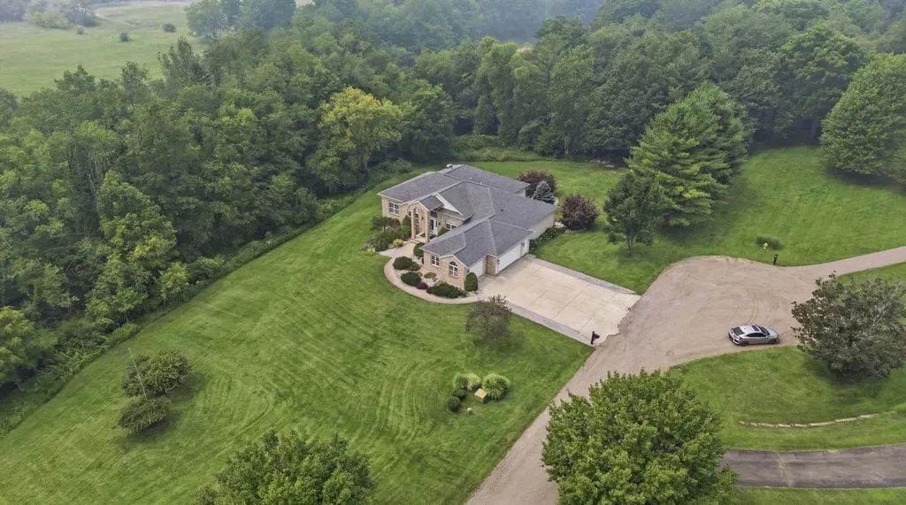460 Buckshot Drive SW Georgetown Charter Township MI 49418