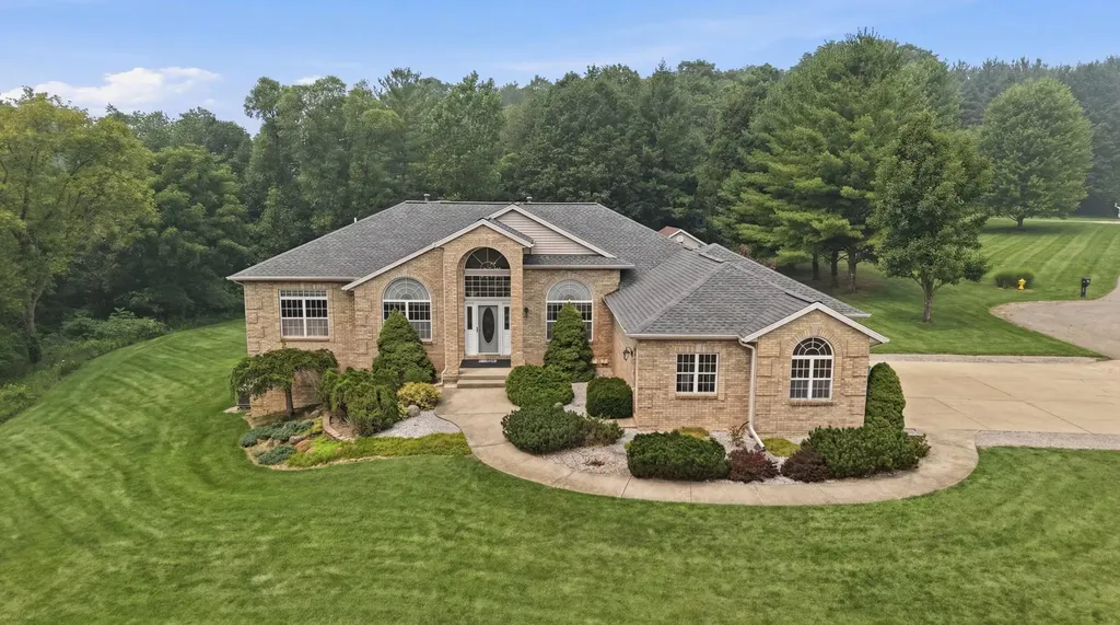 460 Buckshot Drive SW Georgetown Charter Township MI 49418