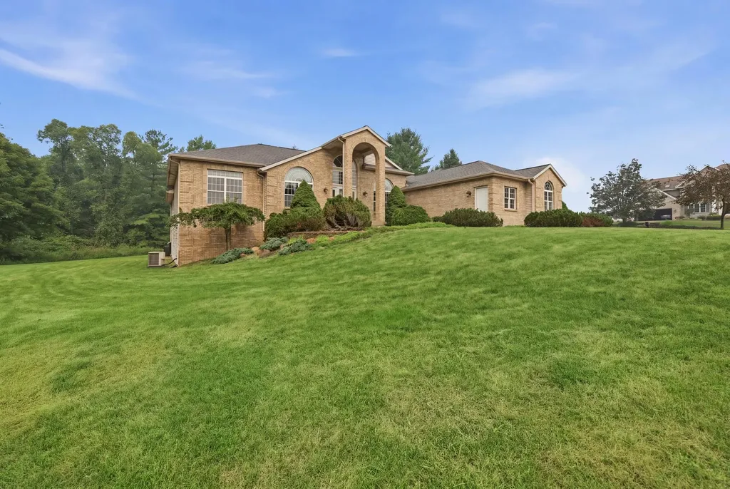 460 Buckshot Drive SW Georgetown Charter Township MI 49418