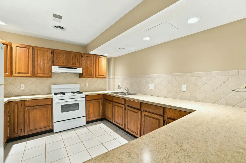 460 Buckshot Drive SW Georgetown Charter Township MI 49418