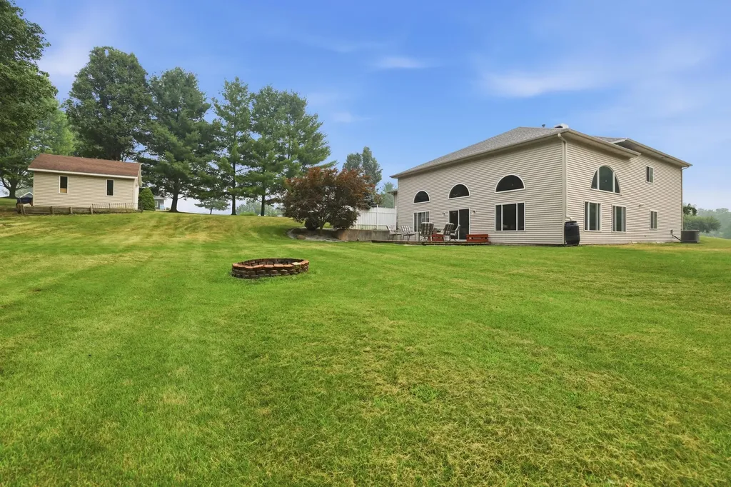 460 Buckshot Drive SW Georgetown Charter Township MI 49418