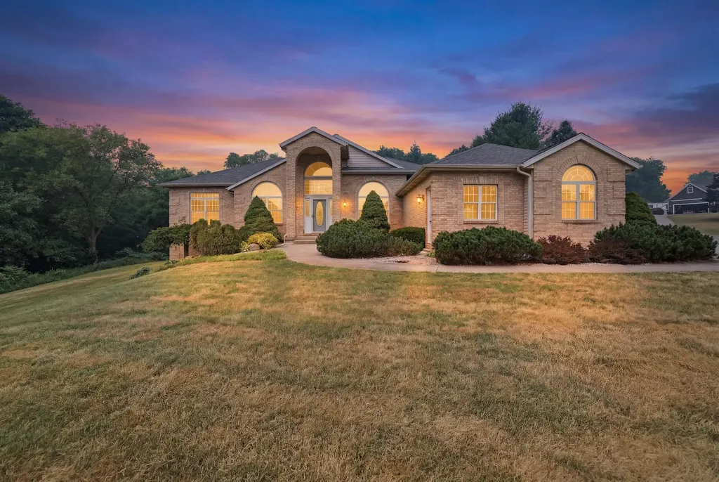 460 Buckshot Drive SW Georgetown Charter Township MI 49418