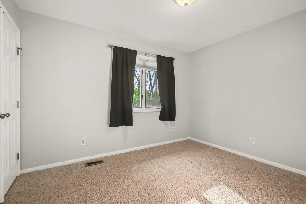7756 Cottonwood Richland Township MI 49083