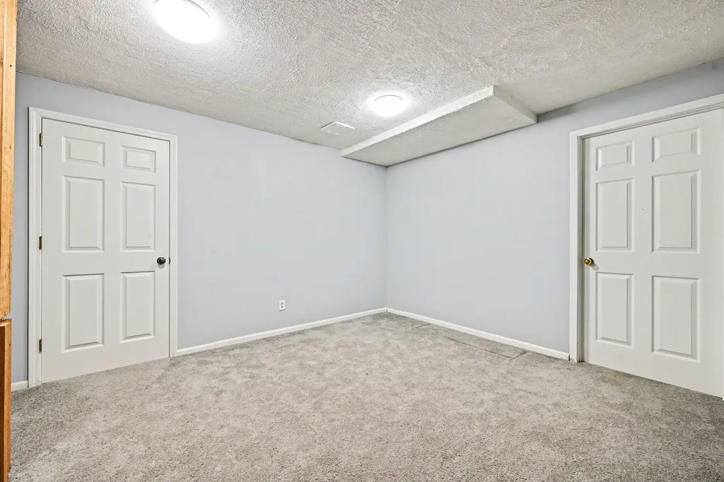 7756 Cottonwood Richland Township MI 49083