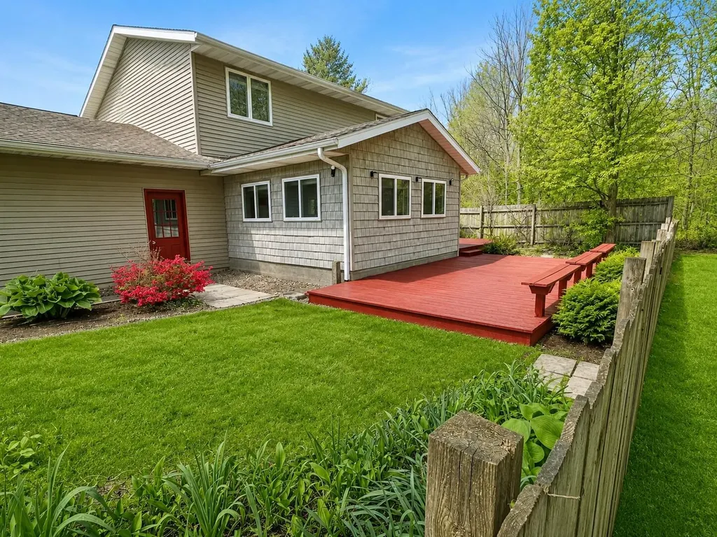 7756 Cottonwood Richland Township MI 49083