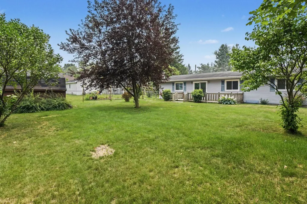 604 Fenton Street Unknown City MI 49649