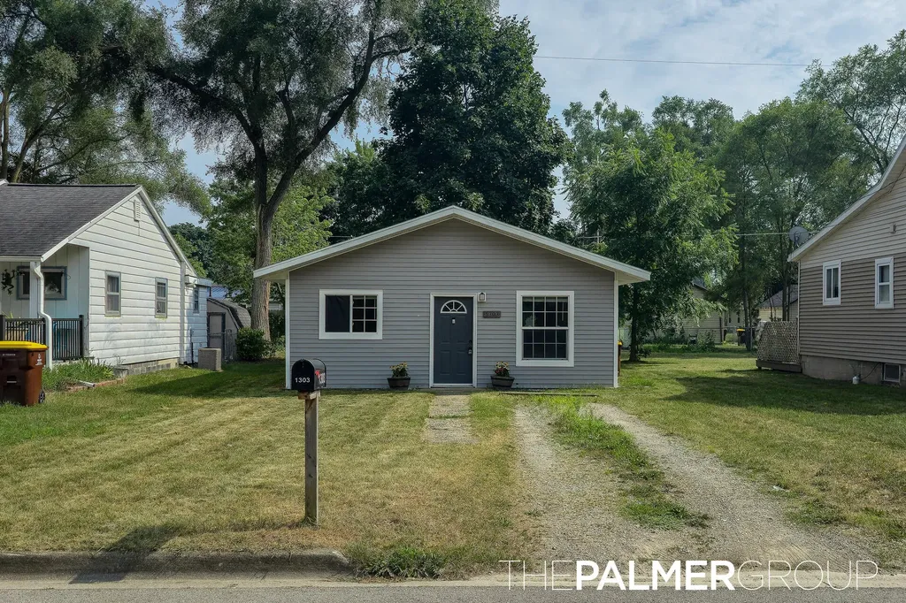 1303 Bruce Street Mt. Pleasant City MI 48858