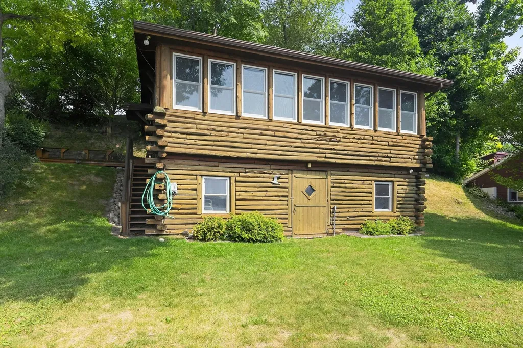 6695 Paradise Park Drive Boston Township MI 48881