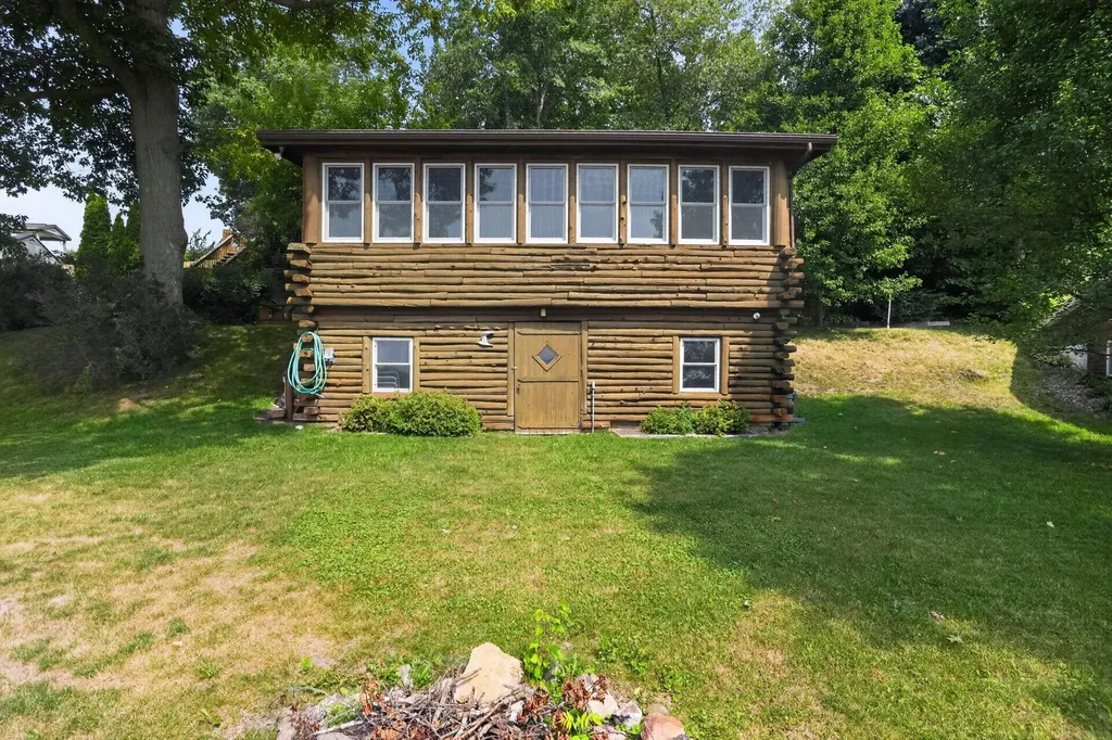 6695 Paradise Park Drive Boston Township MI 48881